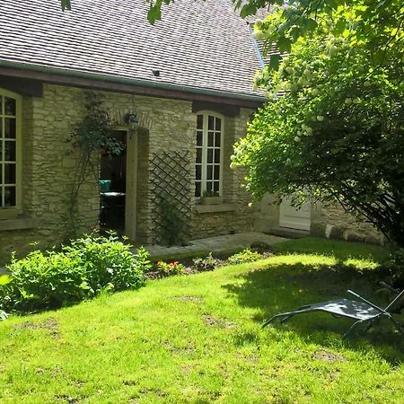 Bed and Breakfast l'atelier à Parnes Extérieur photo